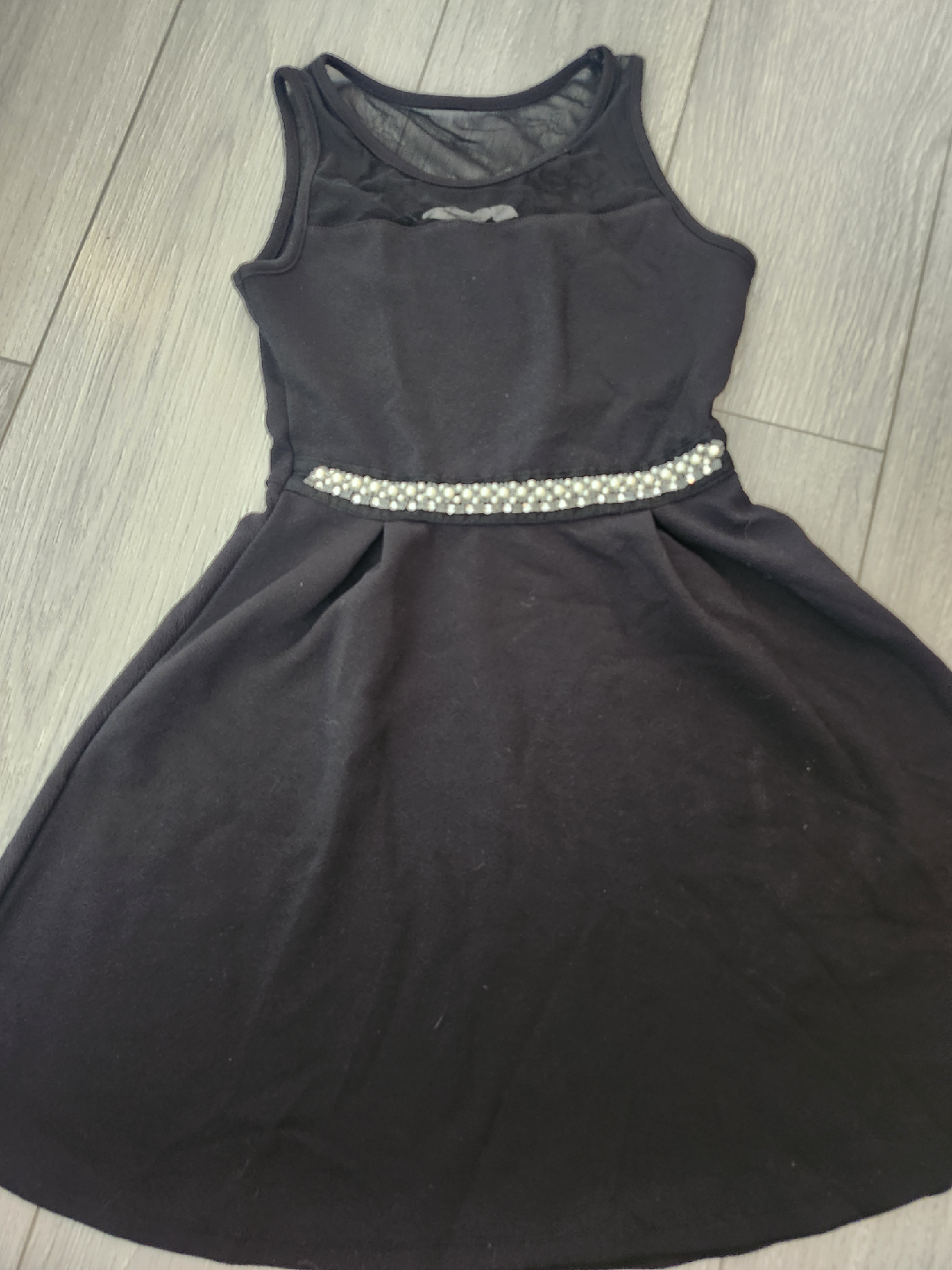 Beautiful black dress with pearls Size small girls