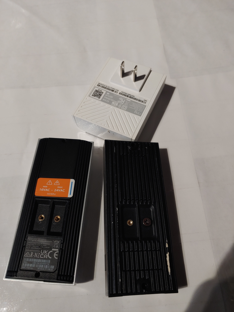 RING DOORBELL PRODUCTS LOT PREOWNED WORKING - photo 2