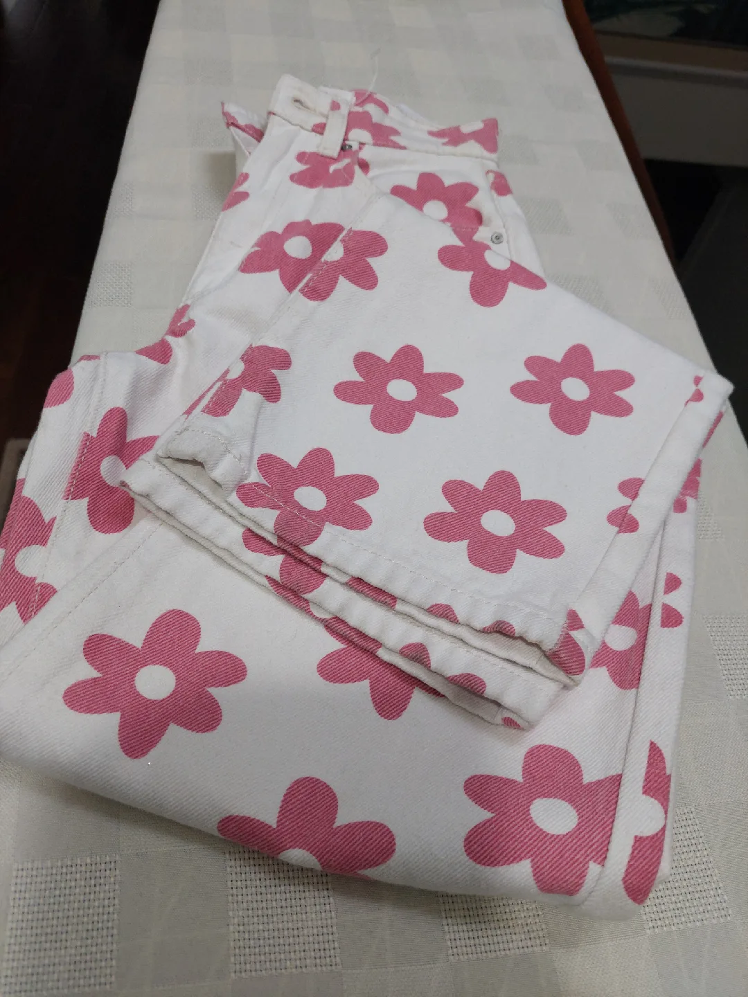 New - Cotton On Loose Straight Jeans - Size 0 image indicator(8)