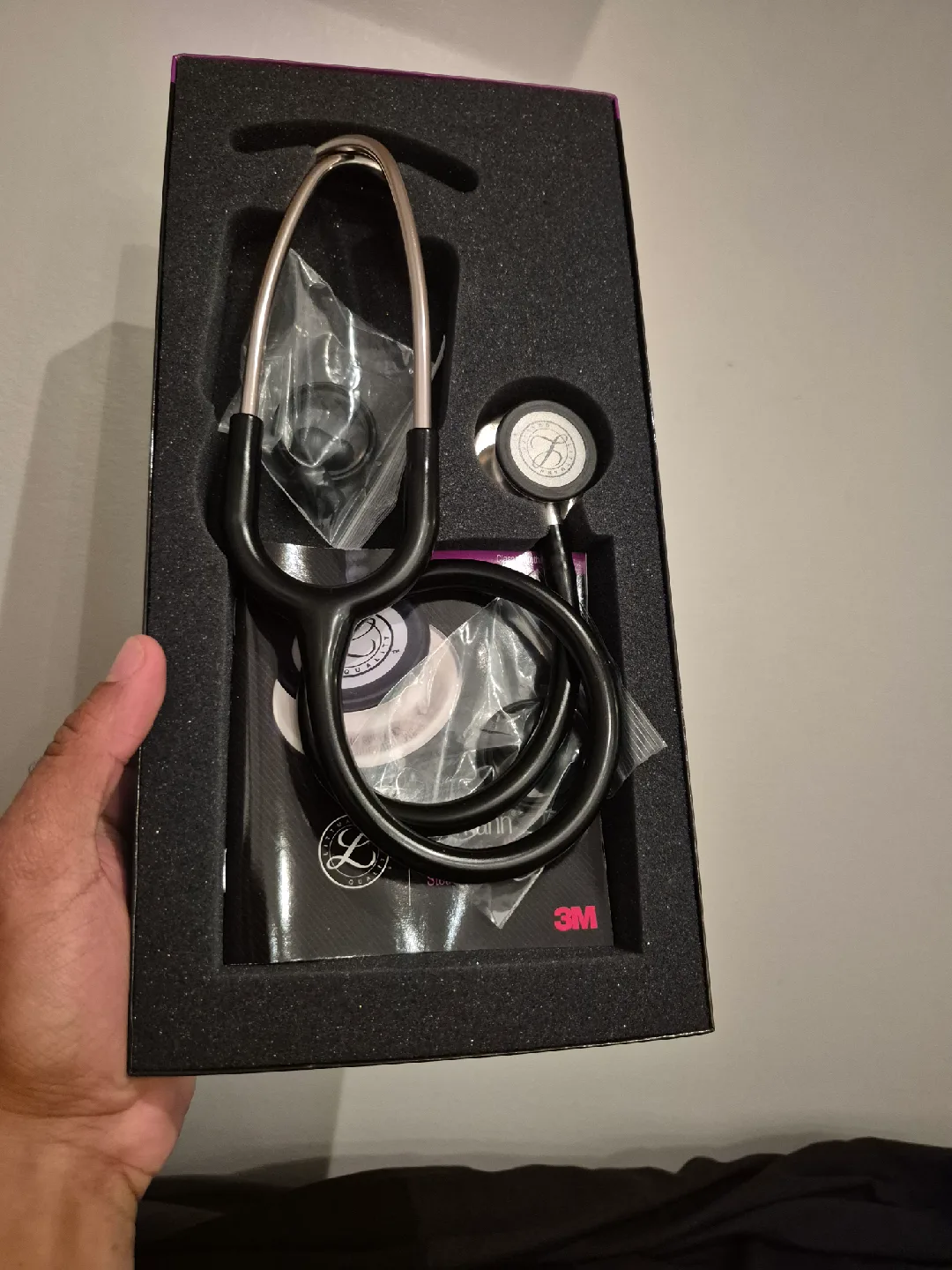 Littmann Classic III Stethoscope image indicator(2)