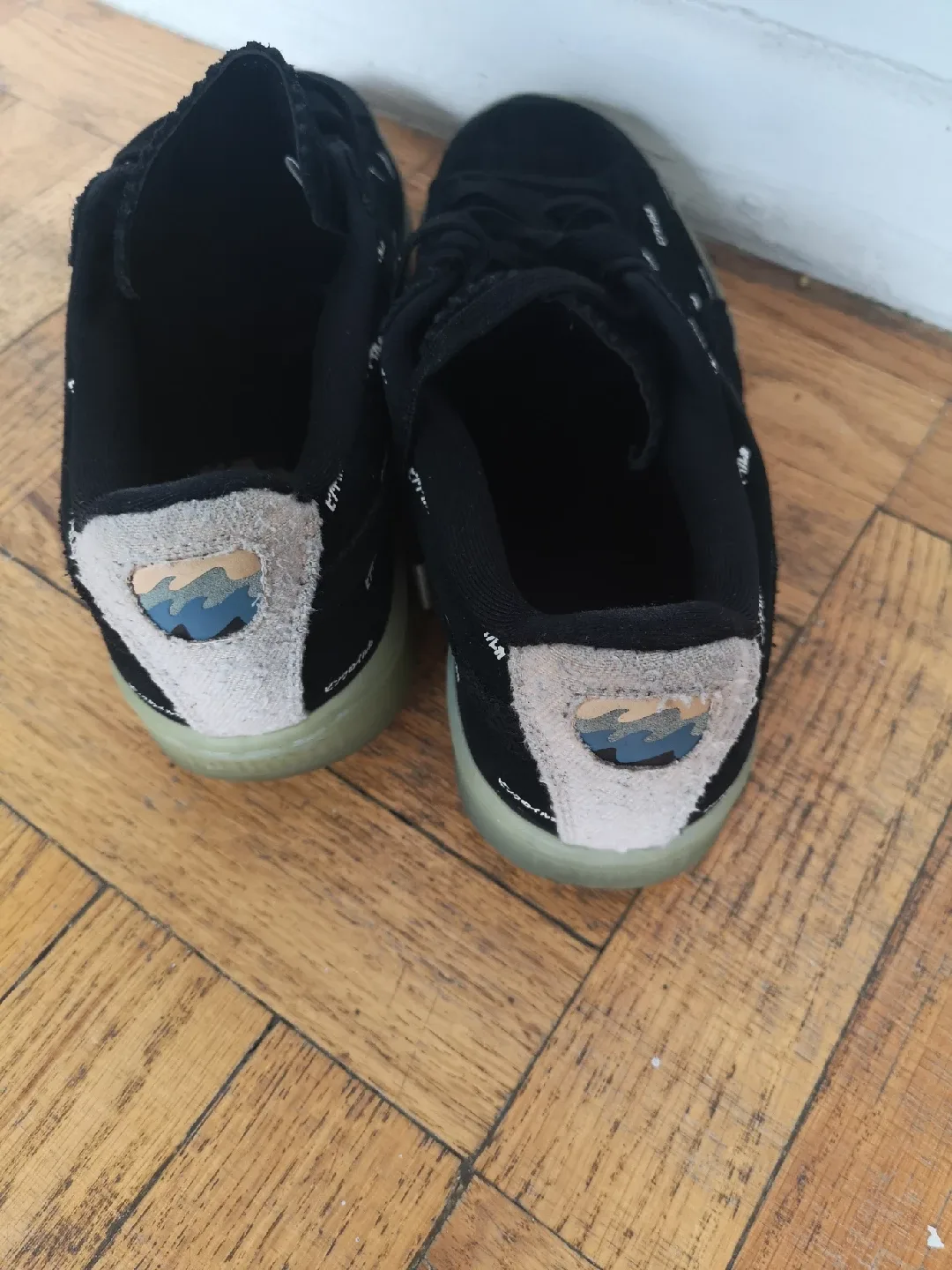 Puma Suede Vintage Sneakers - Black image indicator(2)