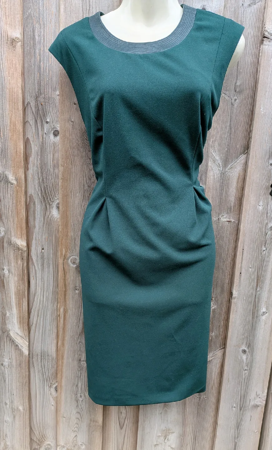 Green Calvin Klein Autumn Dress - Medium thumbnail