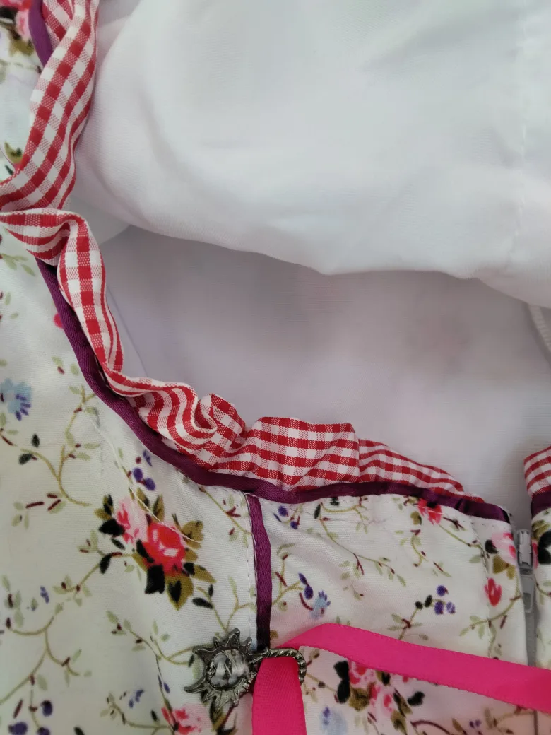 Dirndl Dress - Floral Pattern October Fest dress image indicator(4)