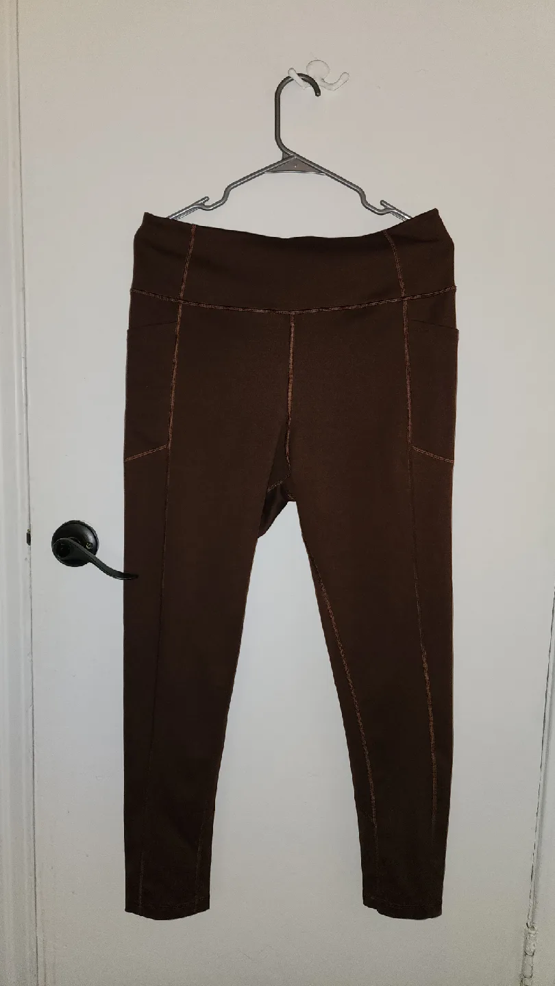 VS Brown Leggings with Pockets thumbnail