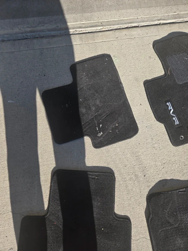 RVR Black Car Floor Mats - Set of 4 image indicator(4)