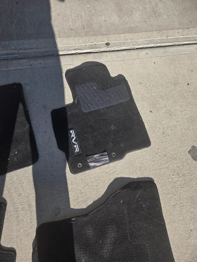 RVR Black Car Floor Mats - Set of 4 image indicator(5)