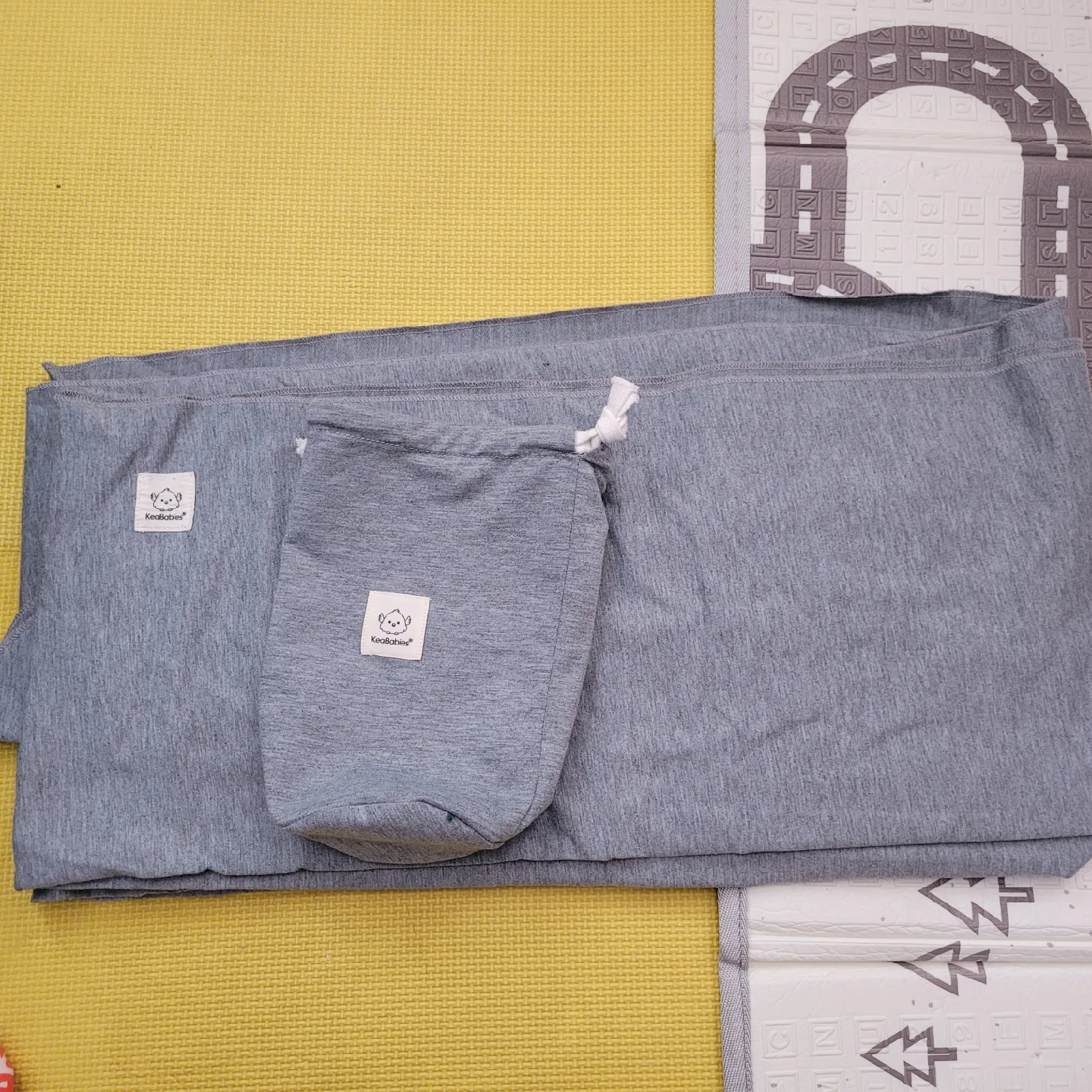 KeaBabies Baby Wrap Carrier - Grey image indicator(2)