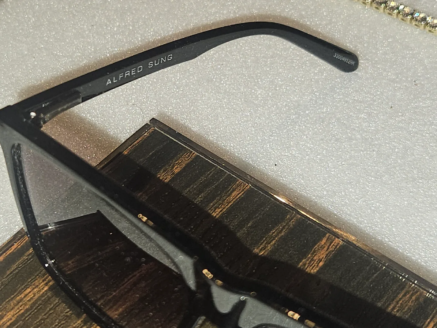 Alfred Sung Black Sunglasses image indicator(5)