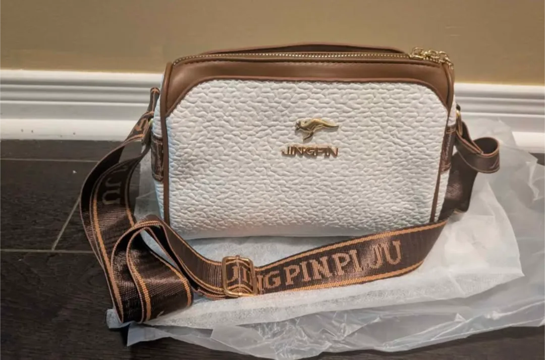 brand new stylish Beige Crossbody Bag for women image indicator(3)