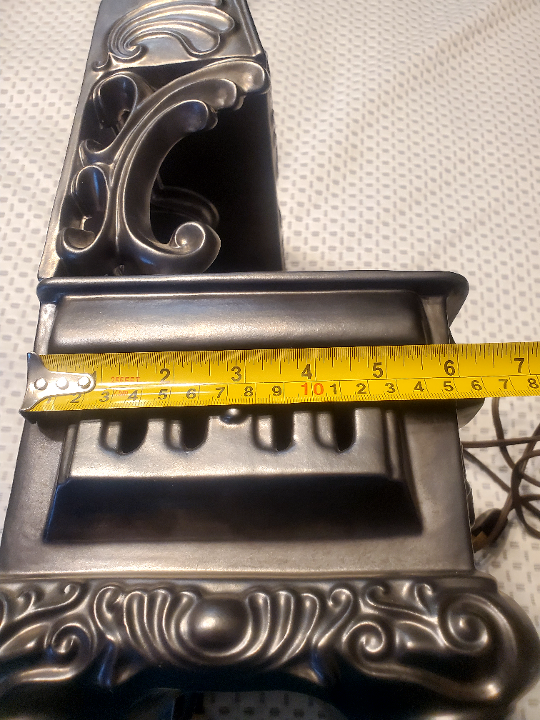 Vintage Comstock Castle Stove Lamp - photo 5