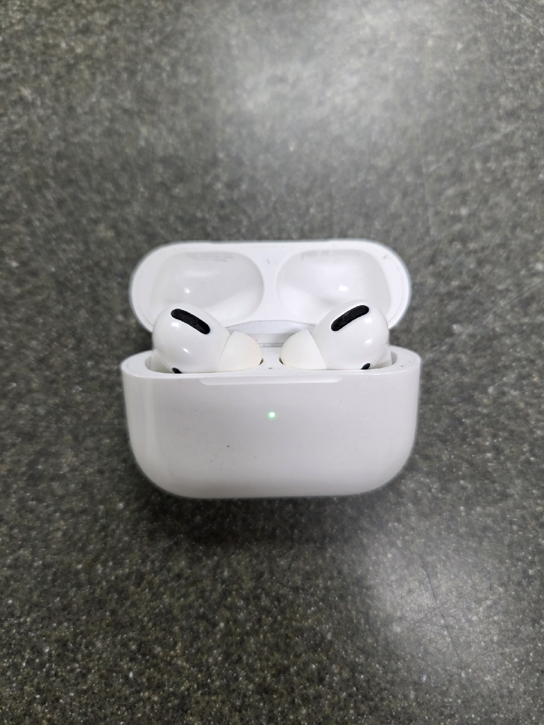 Apple AirPods Pro with Charging Case