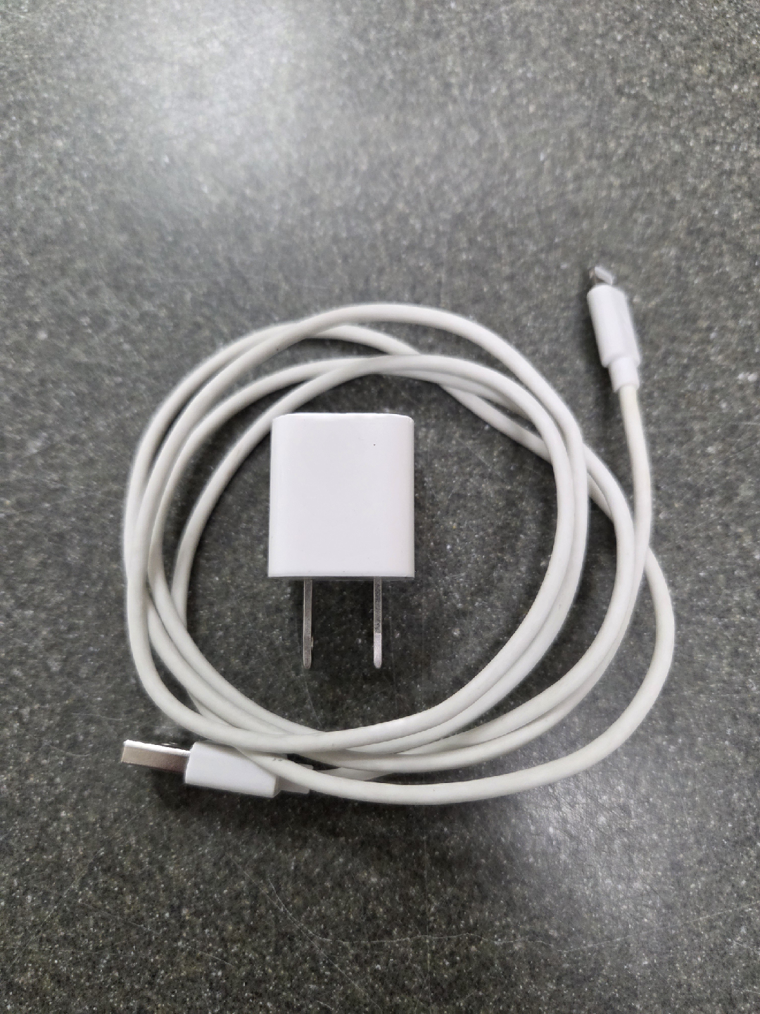 Apple AirPods Pro with Charging Case - photo 2