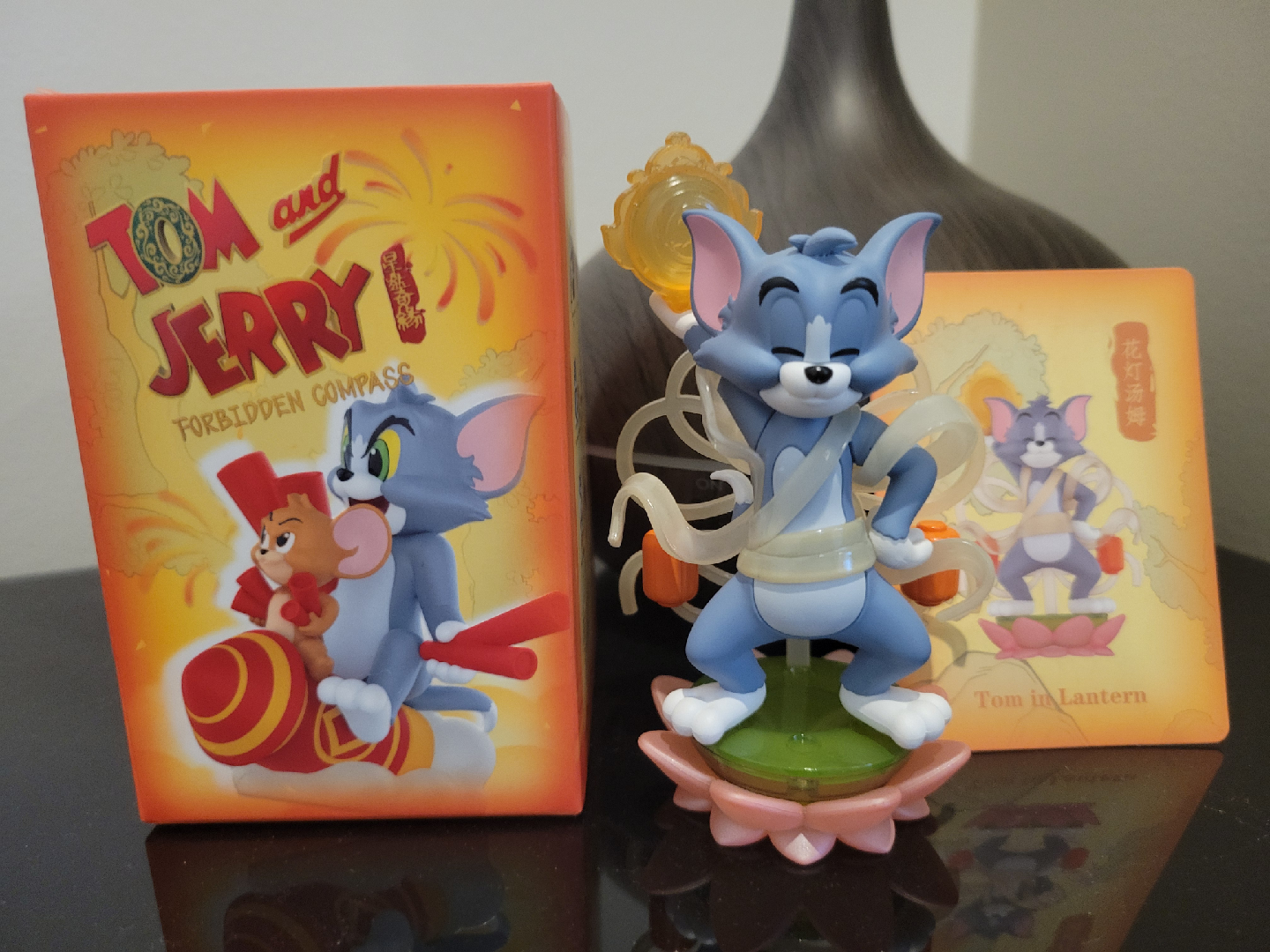 Tom and Jerry Forbidden Compass Mystery Figurine