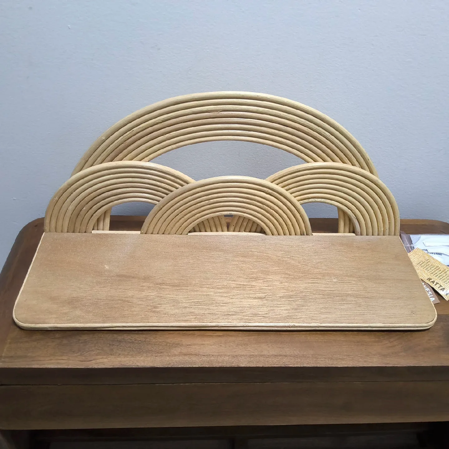 Large Rattan Rainbow Wall Decor image indicator(4)