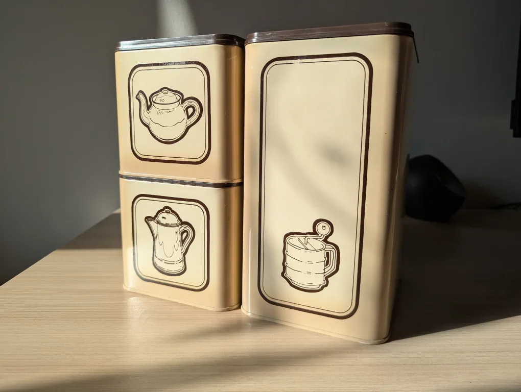 Vintage EKCO Canada Canister Set - 3 Piece image indicator(2)