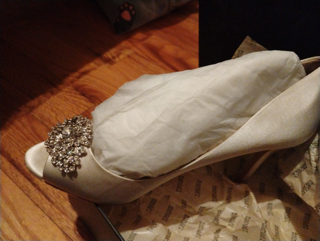 Badgley Mischka Heels, Size 7.5 - photo 2