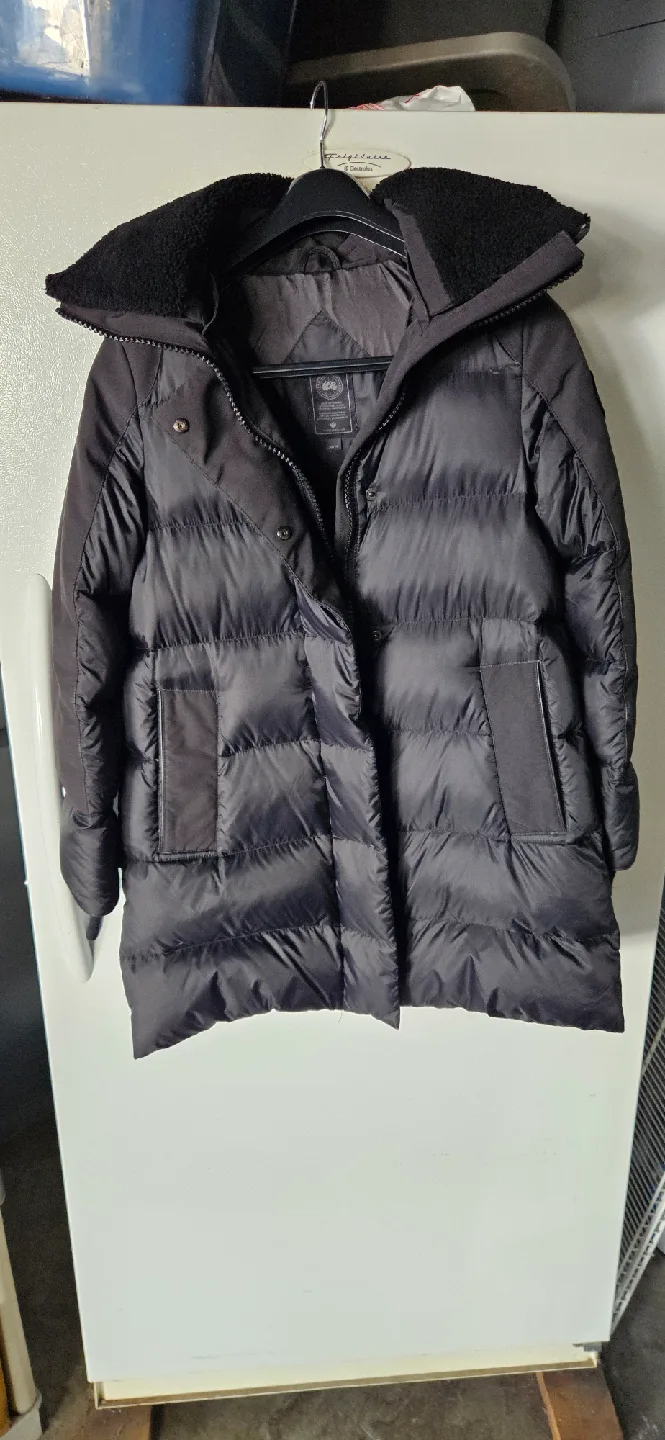 Canada Goose - Altona Women's Black Label Parka image indicator(4)