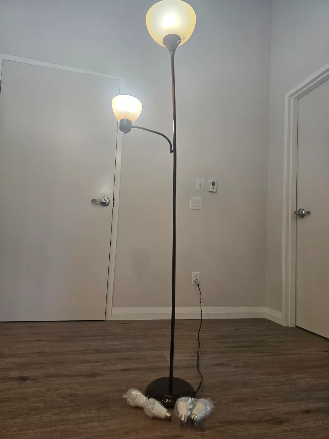 1. nespresso vertuo. next with delonghi. 2. bissell etc image indicator(6)