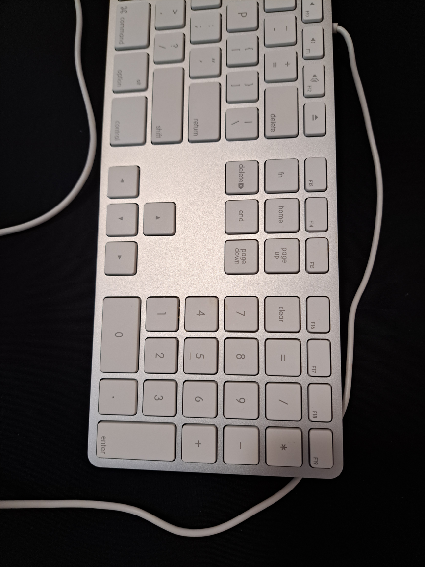 MAC Keyboard in very good shape - photo 2
