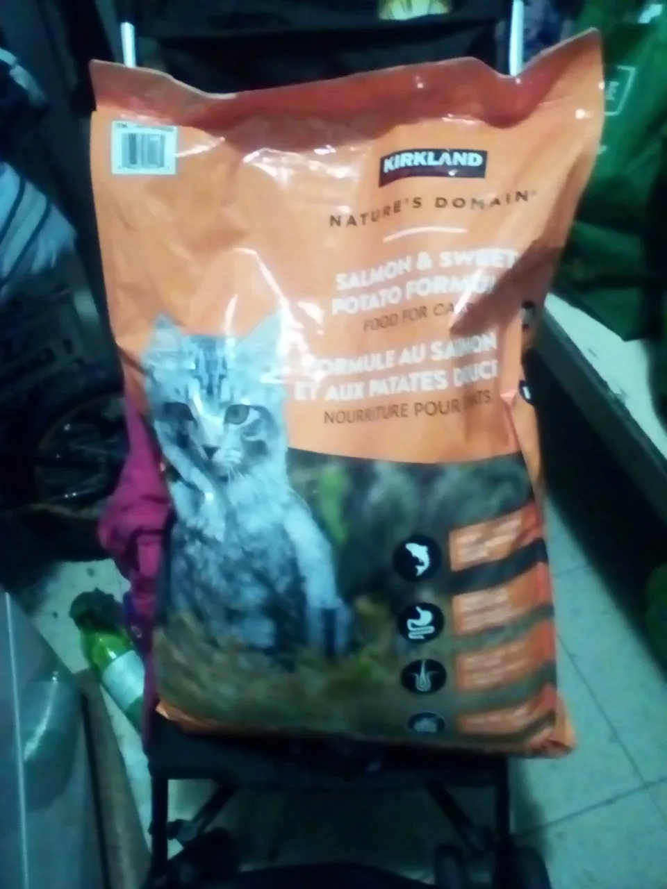 Kirkland Nature's Domain Salmon & Sweet Potato Cat Food thumbnail