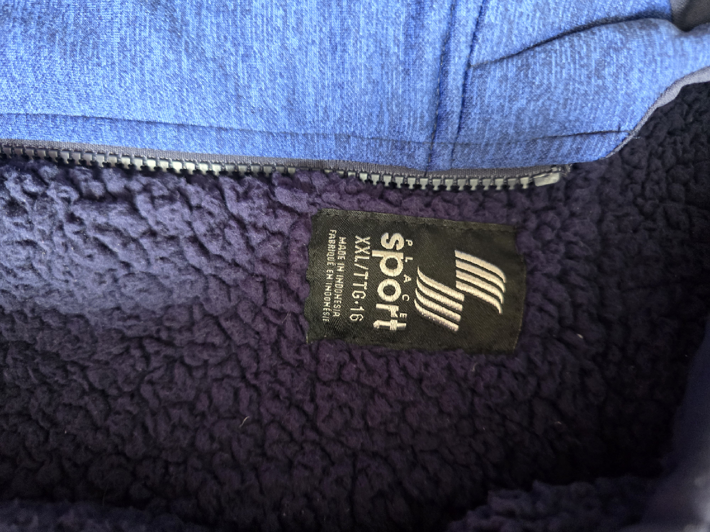Boys  XXL-16 Blue Fleece Hoodie ( fits smaller) new condition - photo 2