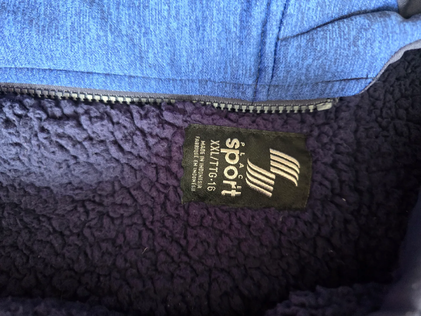 Boys  XXL-16 Blue Fleece Hoodie ( fits smaller) new condition image indicator(2)