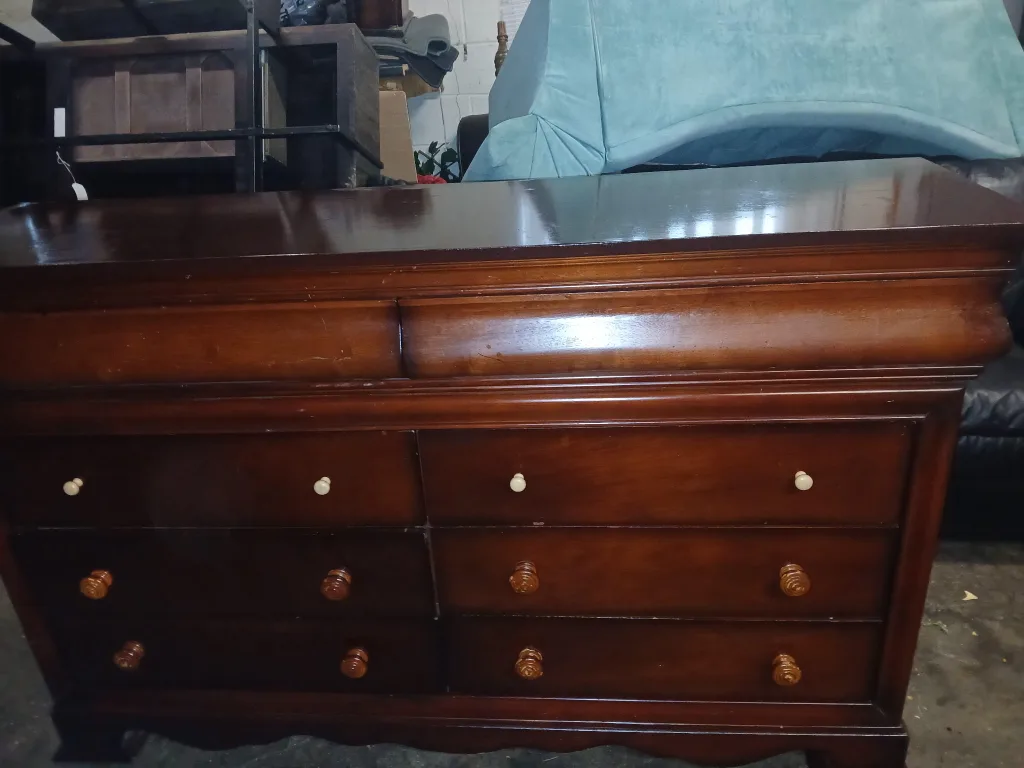 Dresser good condition image indicator(4)