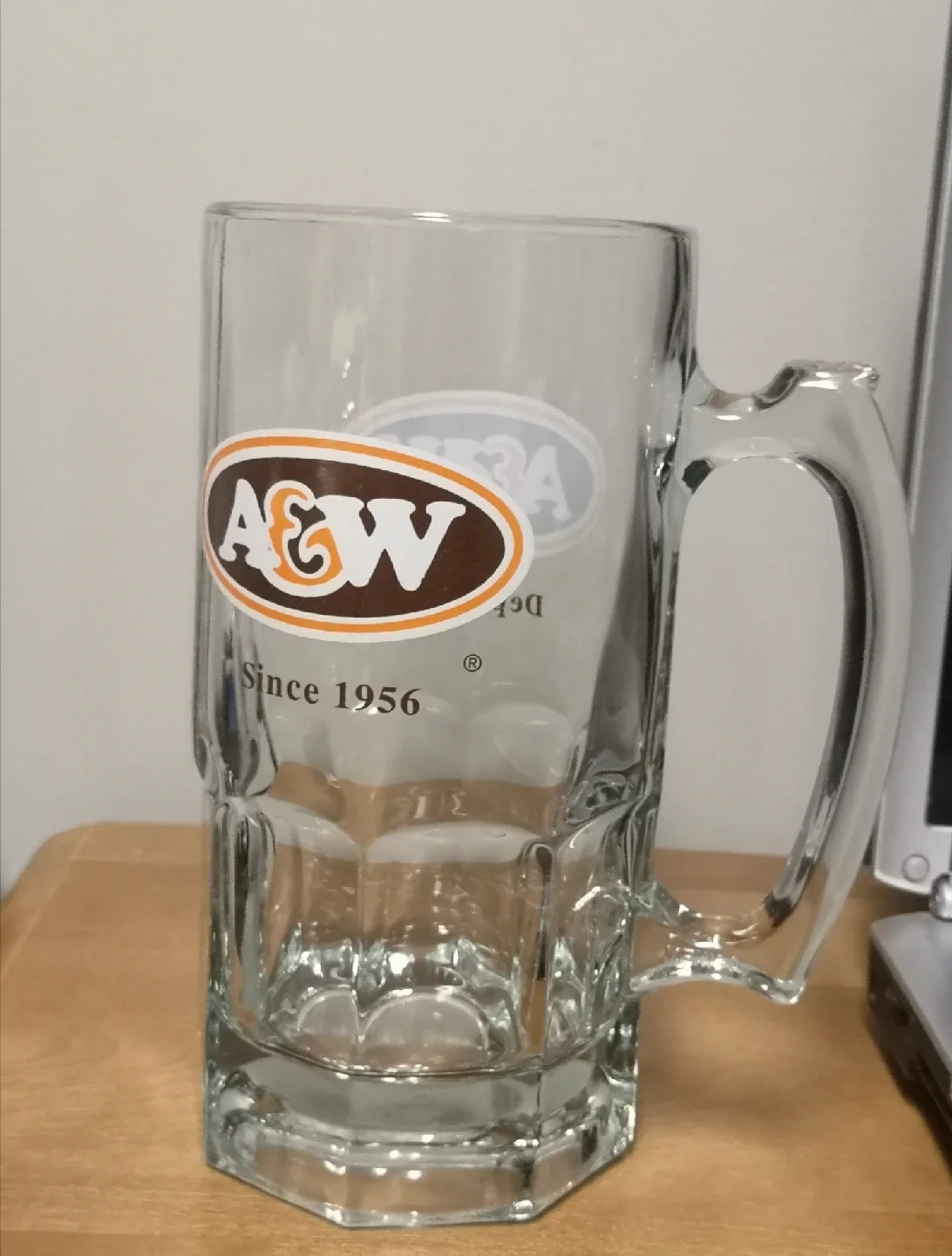 XL 32fl. oz Vintage A&W Glass Mug ~ Bilingual 5th Gen Logo image indicator(2)