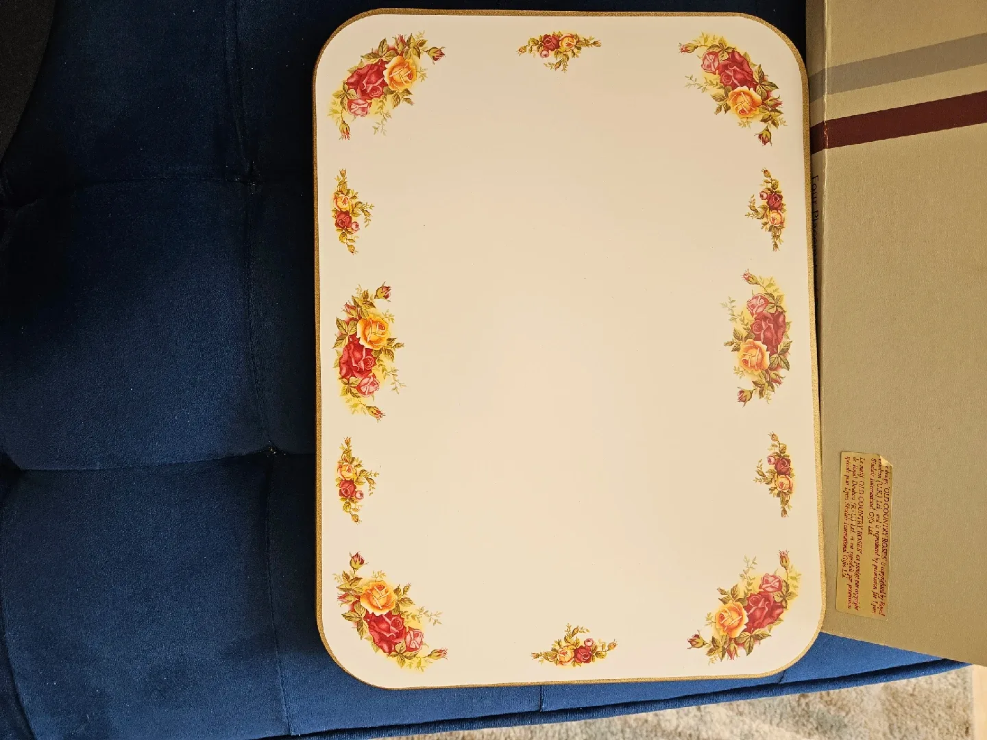 Old Country Rose's, set of 4 placemats, by Royal Albert image indicator(2)