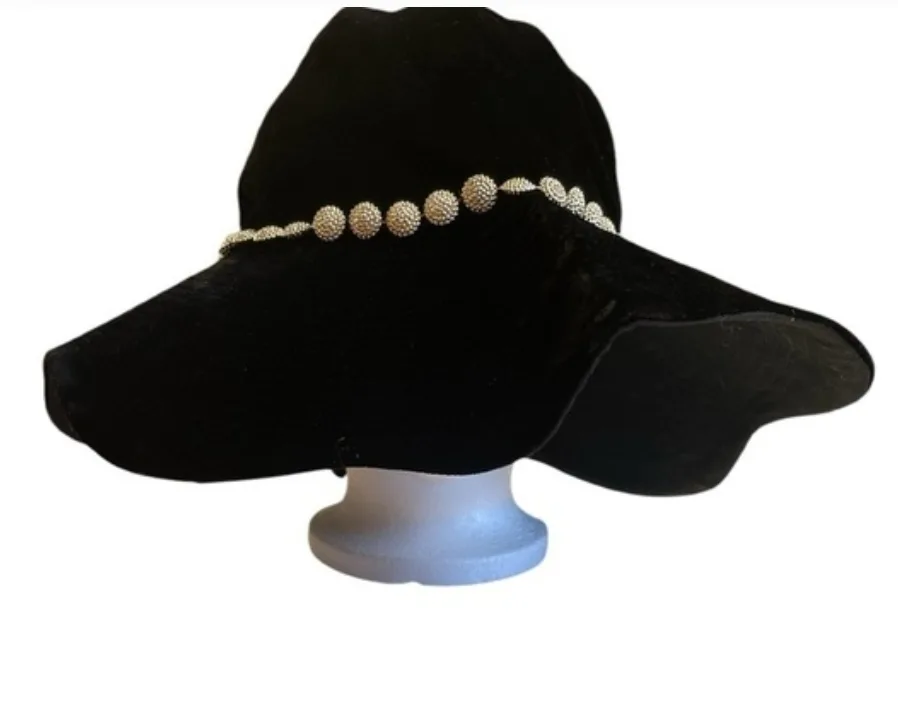 Jacqueline Original Vintage Black Hat image indicator(3)