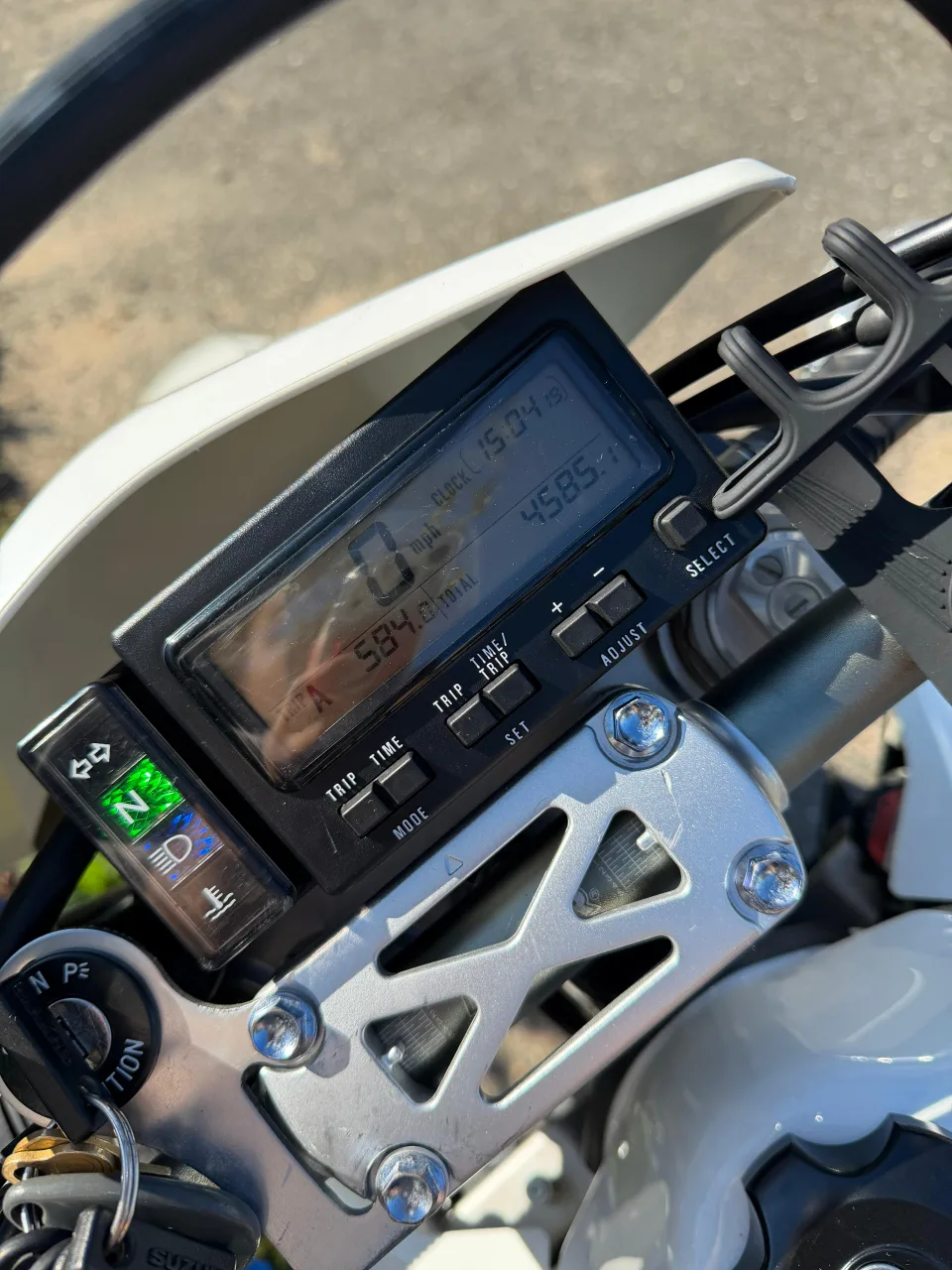 Suzuki DRZ 400 SM Motorcycle image indicator(3)