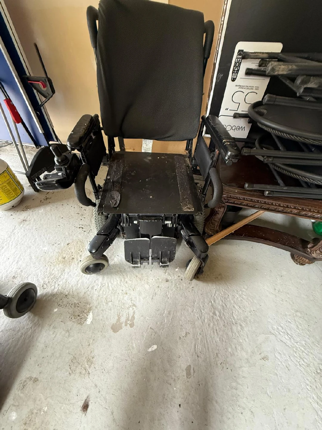 Invacare Power Wheelchairs for parts - photo 5