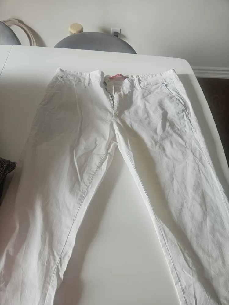 Zara Man Basic White Chinos, Size 34 thumbnail