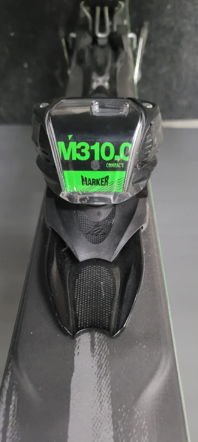 K2 AMP Rictor 80XTi Men's Skis & Atomic Boots size 28.5 image indicator(3)