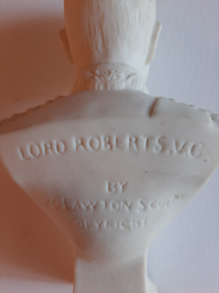 Lord Roberts V.C. by Lawton Sculpture - photo 2