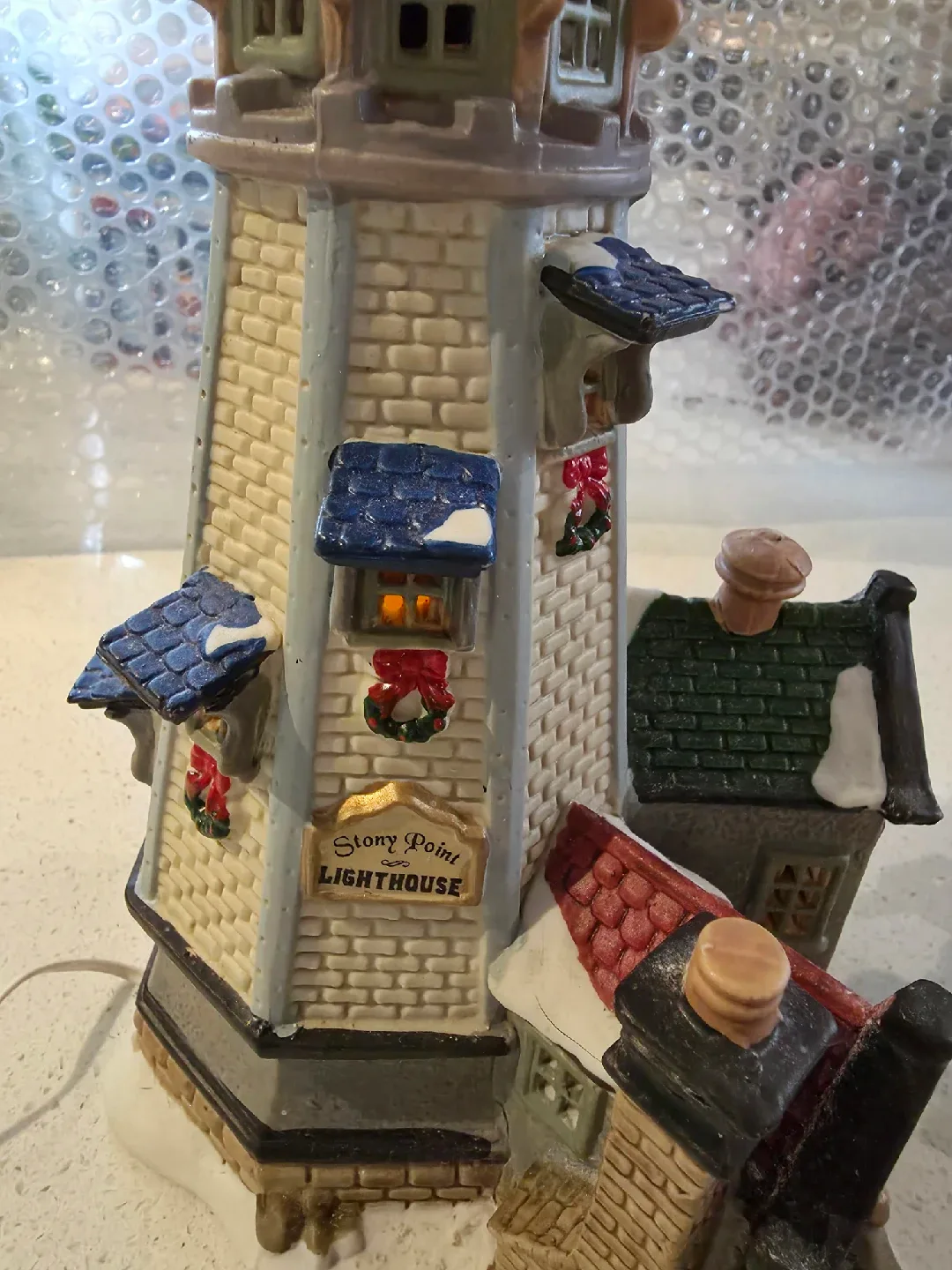 Christmas Village Lighted Buildings image indicator(4)