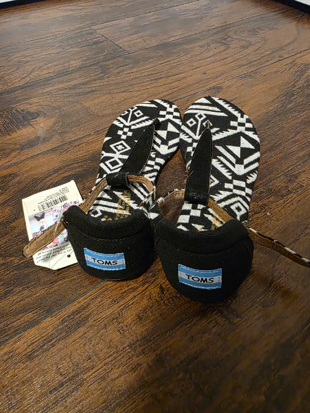 TOMS Playa Aztec Thong  Sandals - Size 8 image indicator(3)