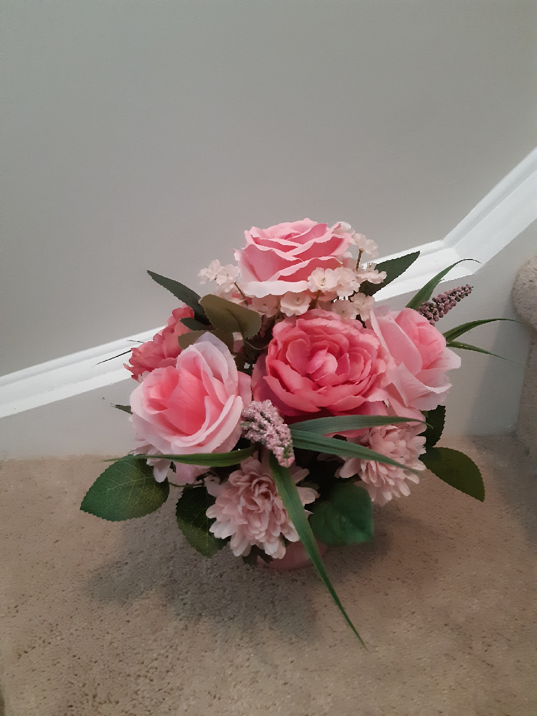 Touch of pink floral arrangement - photo 3