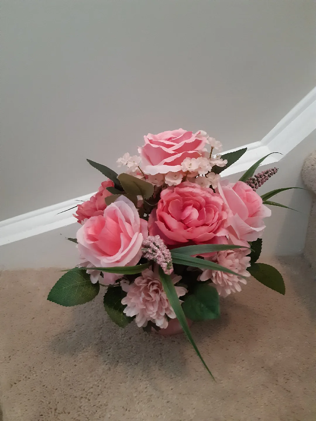Touch of pink floral arrangement image indicator(3)