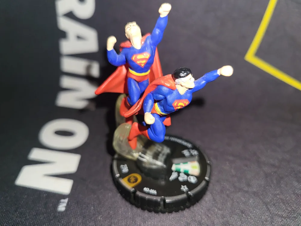 Convention Exclusive Heroclix: Superman & Superman D-004 image indicator(2)