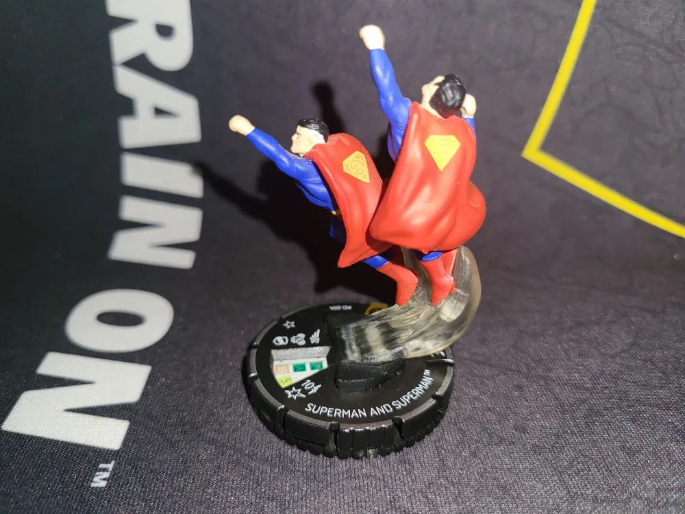 Convention Exclusive Heroclix: Superman & Superman D-004 image indicator(4)