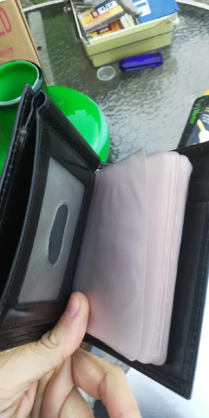 DKNY & Rolfs Wallet Bundle - photo 4