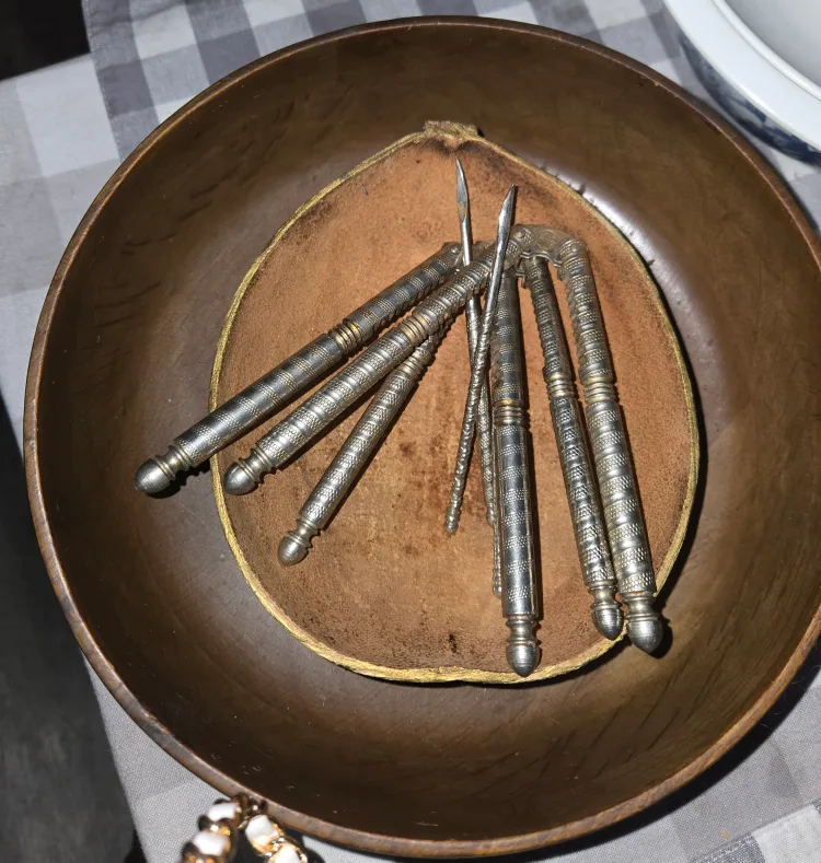 Hellerware Wood Bowl with Nutcracker Set image indicator(3)