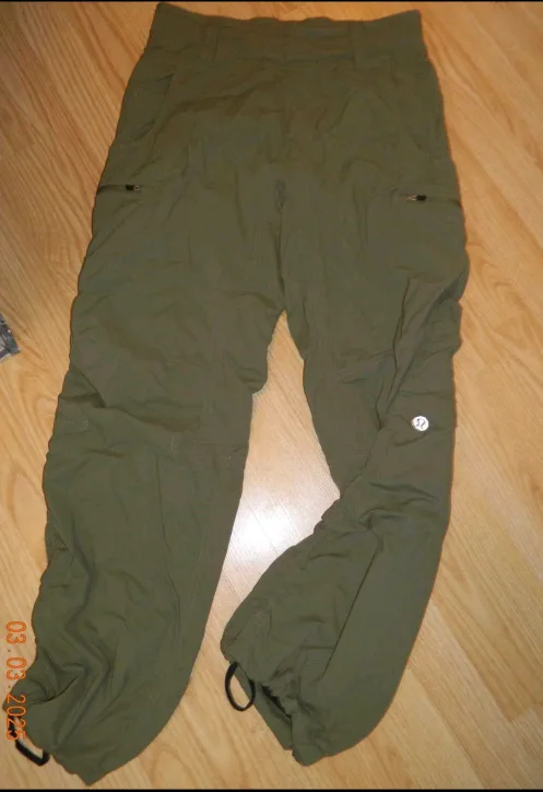 Lululemon mens seawall Olive Green pants LINED..SIZE m..euc thumbnail