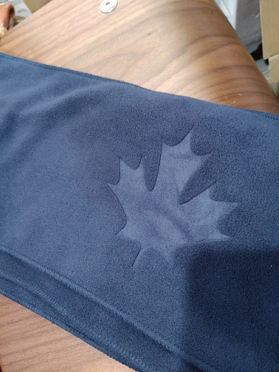 🧡SUPER RARE HBC NAVY OLYMPICS SCARF NEW image indicator(3)