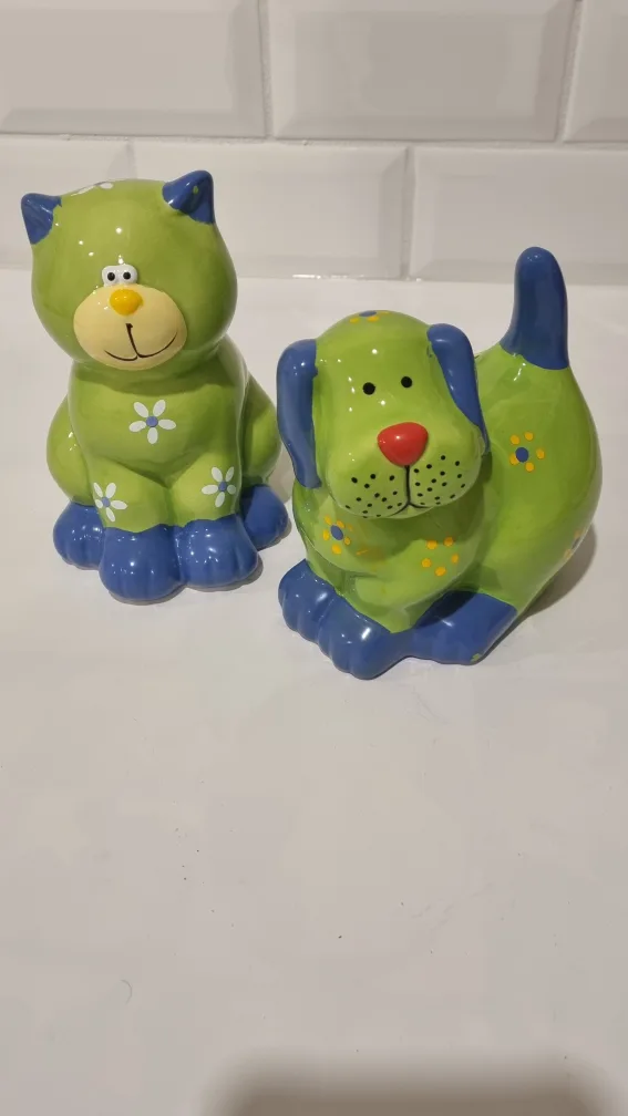 Coin Banks, Ceramic Dog & Cat image indicator(2)