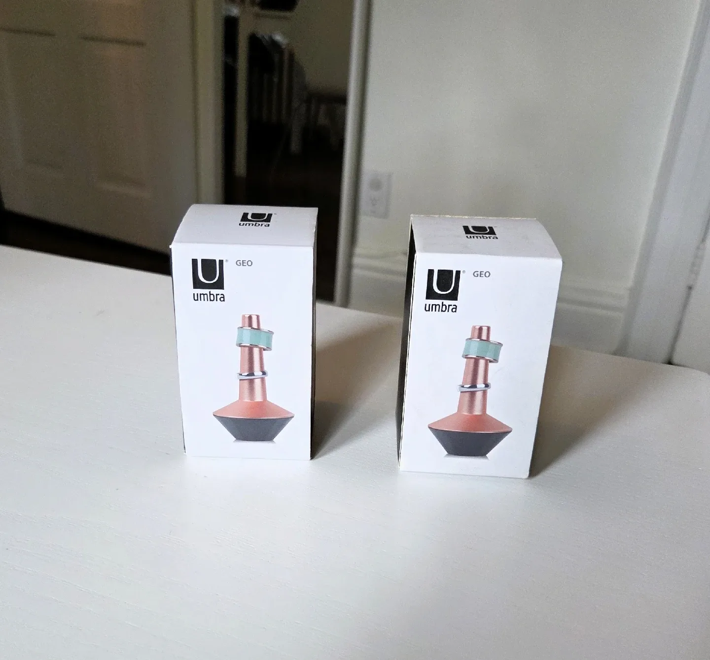 2 x Umbra Geo Ring Holders thumbnail