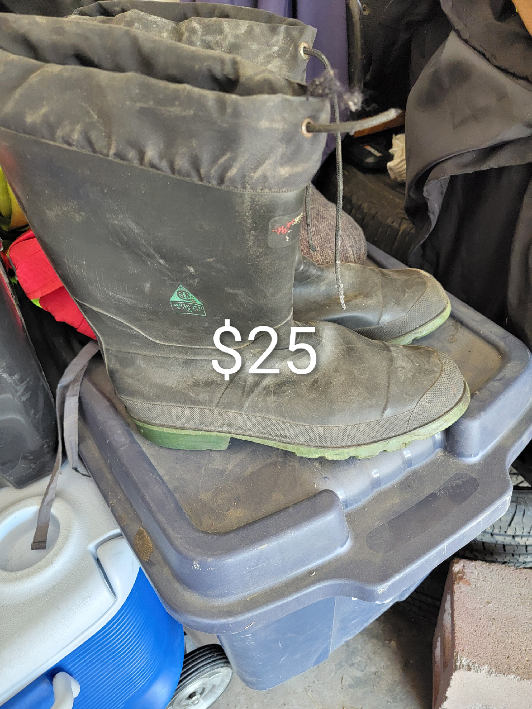 Sorel Winter Boots, Size 13 - photo 2