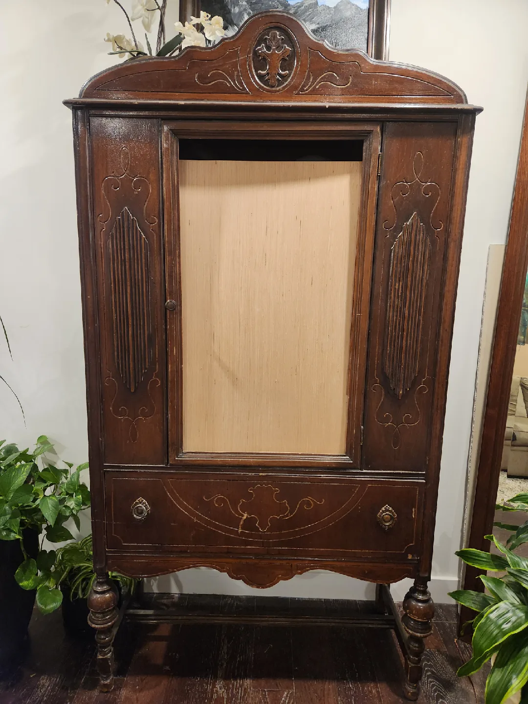 Charming Antique Cabinet thumbnail