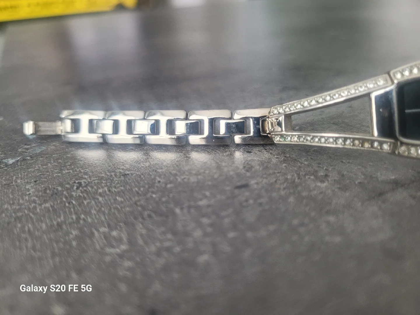 Guess Ladies' Silver-Tone Bracelet Watch image indicator(4)